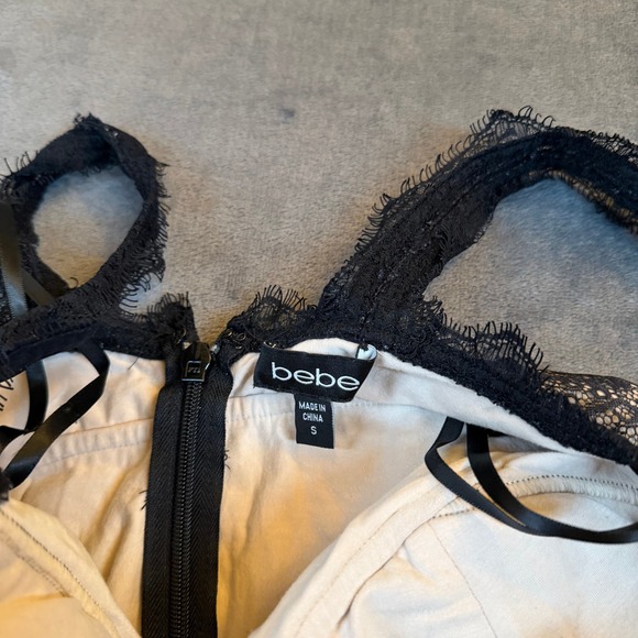 bebe Lace Mesh Bodycon Mini Dress Womens Small Black Beige Eyelash Trim Vintage - Picture 2 of 11
